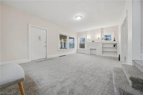 225 Cranz Place Akron OH 44310