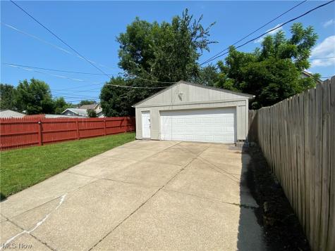 3727 W 136th Street Cleveland OH 44111