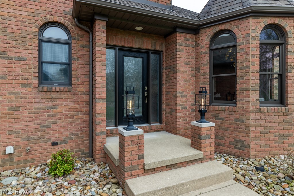 4864 Armandale Avenue NW Canton OH 44718