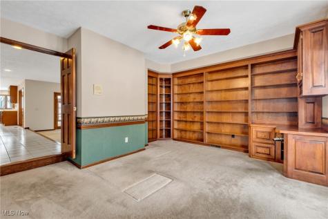 2362 Silveridge Trail Westlake OH 44145