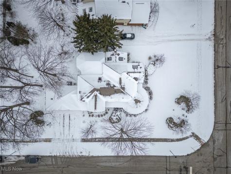 2362 Silveridge Trail Westlake OH 44145