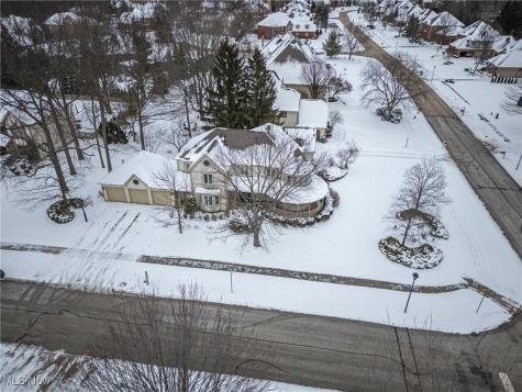 2362 Silveridge Trail Westlake OH 44145