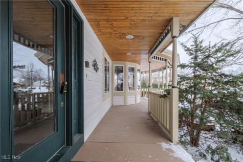 2362 Silveridge Trail Westlake OH 44145