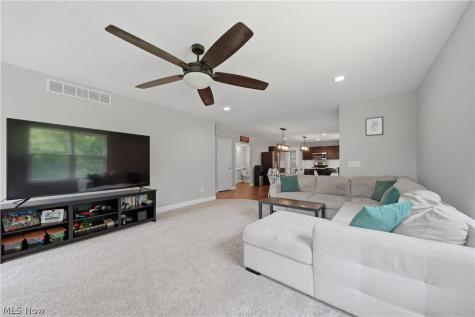 7622 Fredericksburg Road Fredericksburg OH 44627