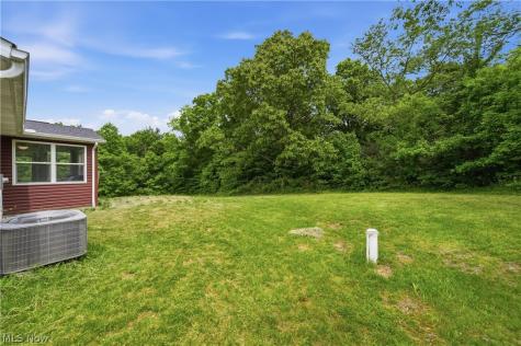 7622 Fredericksburg Road Fredericksburg OH 44627