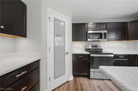 7622 Fredericksburg Road Fredericksburg OH 44627