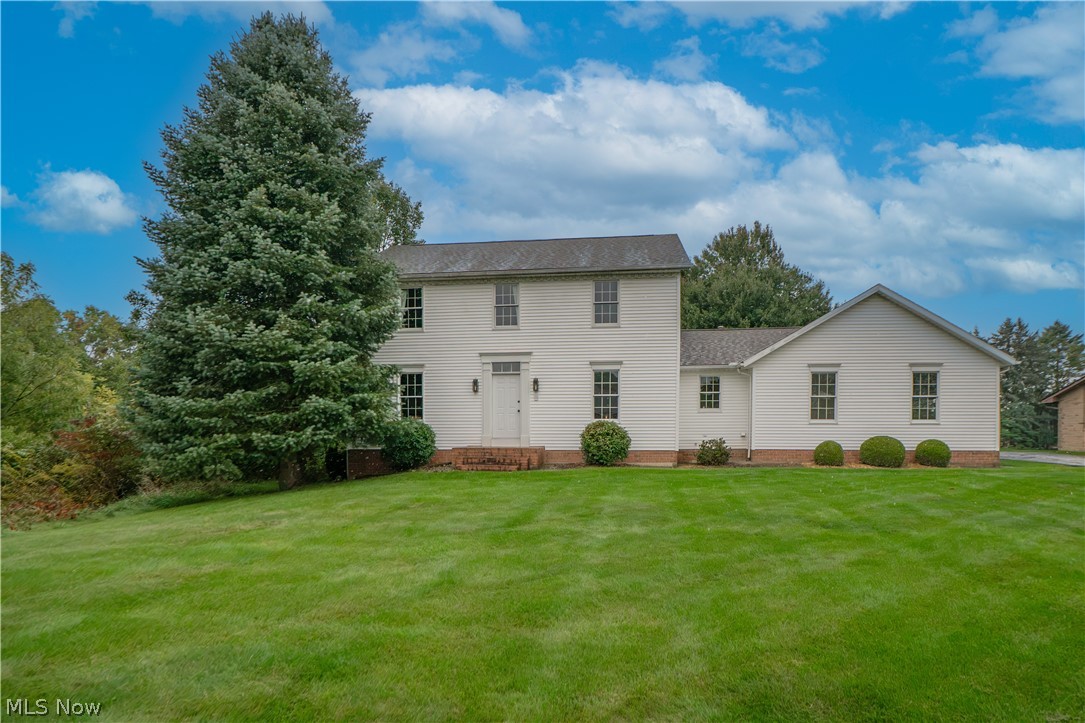 8019 Blendwood Avenue NE Canton OH 44721