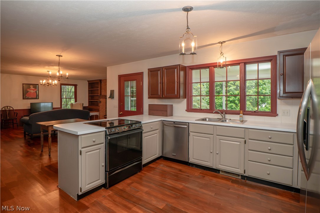 8019 Blendwood Avenue NE Canton OH 44721