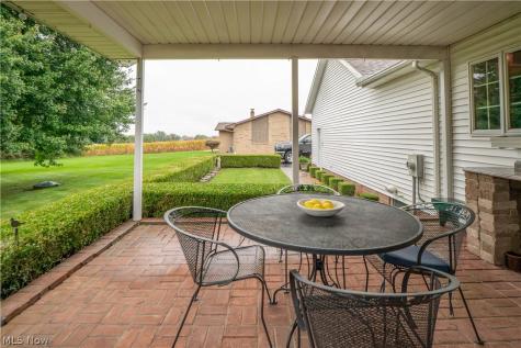 8019 Blendwood Avenue NE Canton OH 44721