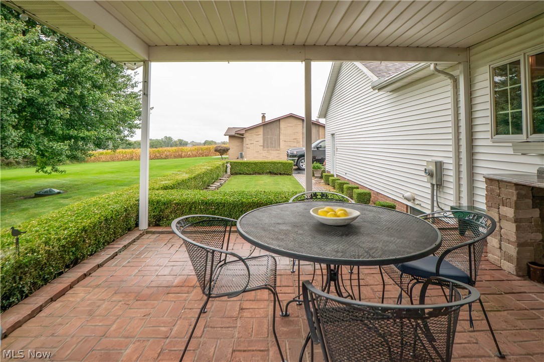 8019 Blendwood Avenue NE Canton OH 44721