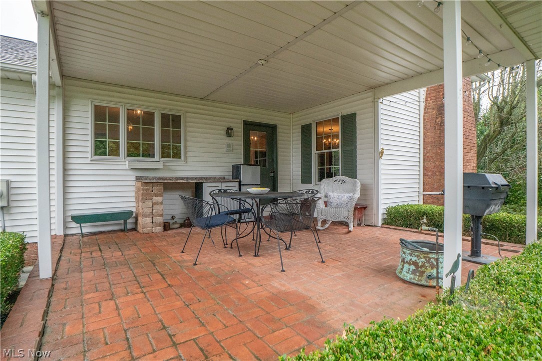 8019 Blendwood Avenue NE Canton OH 44721