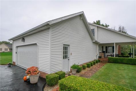 8019 Blendwood Avenue NE Canton OH 44721