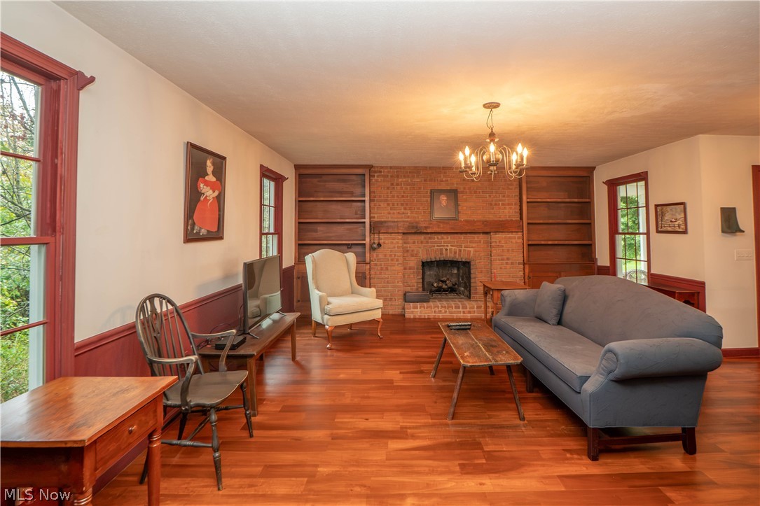 8019 Blendwood Avenue NE Canton OH 44721