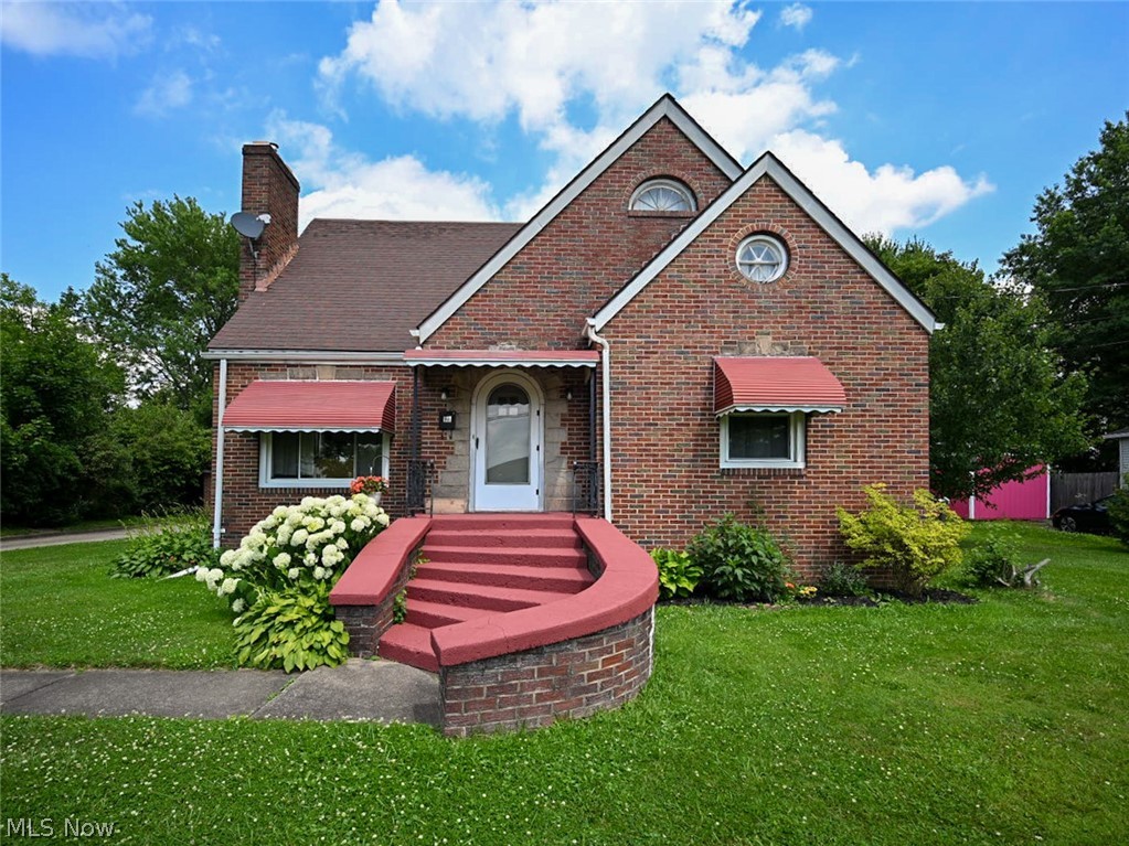 127 Summit Avenue Niles OH 44446