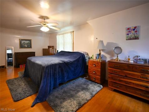 127 Summit Avenue Niles OH 44446