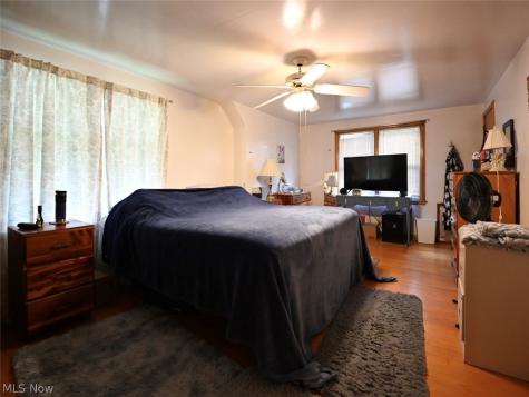 127 Summit Avenue Niles OH 44446