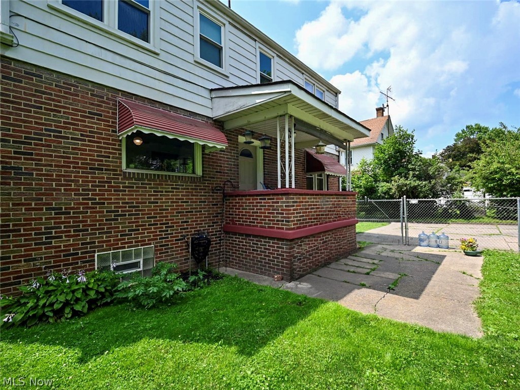 127 Summit Avenue Niles OH 44446