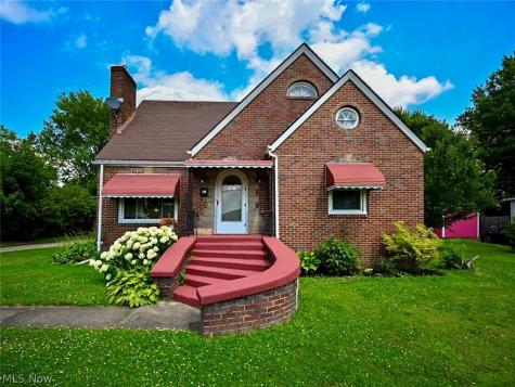 127 Summit Avenue Niles OH 44446