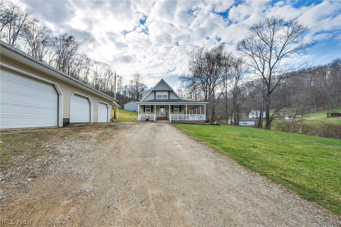 51629 Township Road 146b Coshocton OH 43812