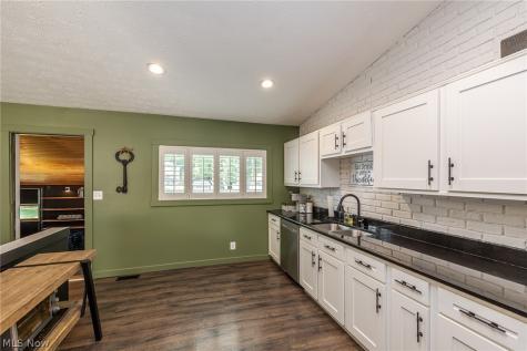 26905 Southwood Lane Olmsted Twp OH 44138