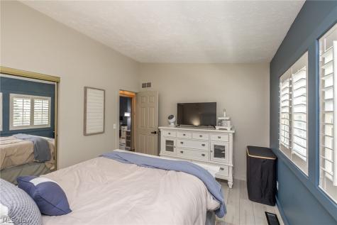 26905 Southwood Lane Olmsted Twp OH 44138