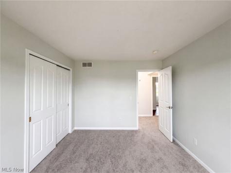 9660 Kingston Trail Olmsted Falls OH 44138