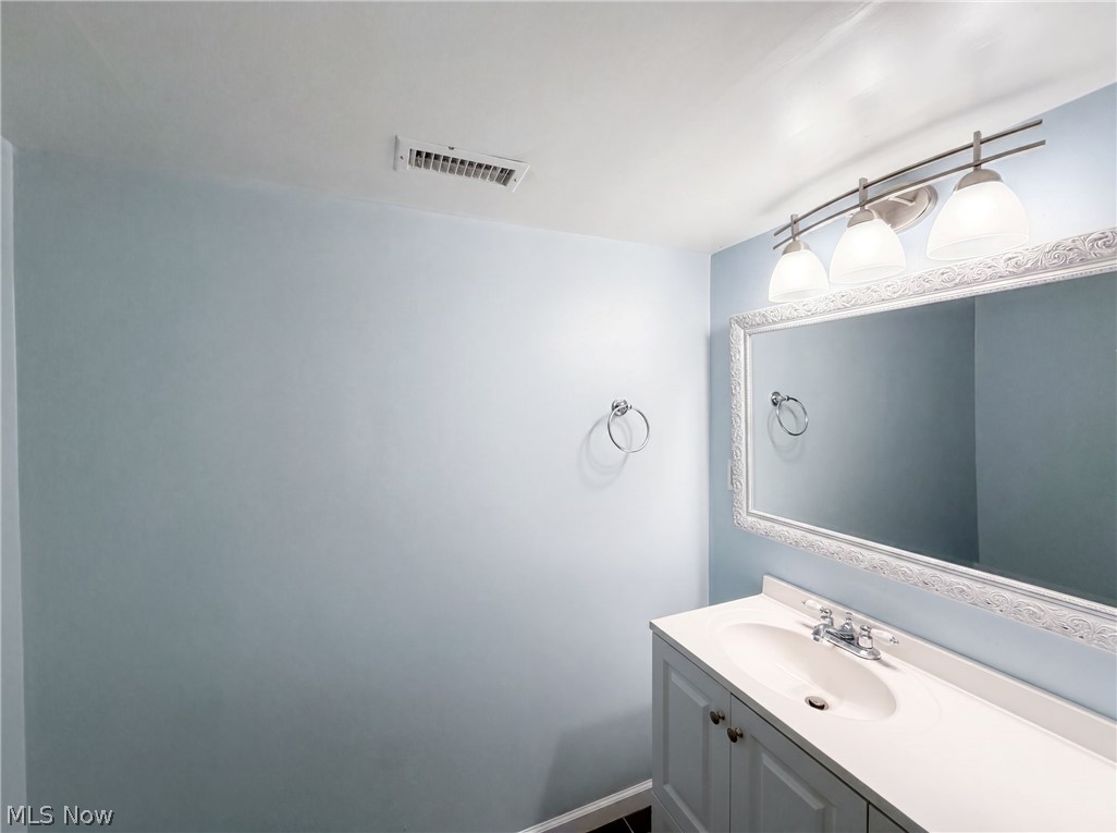 9660 Kingston Trail Olmsted Falls OH 44138