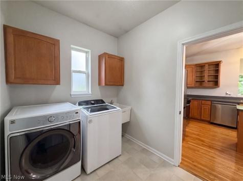 9660 Kingston Trail Olmsted Falls OH 44138