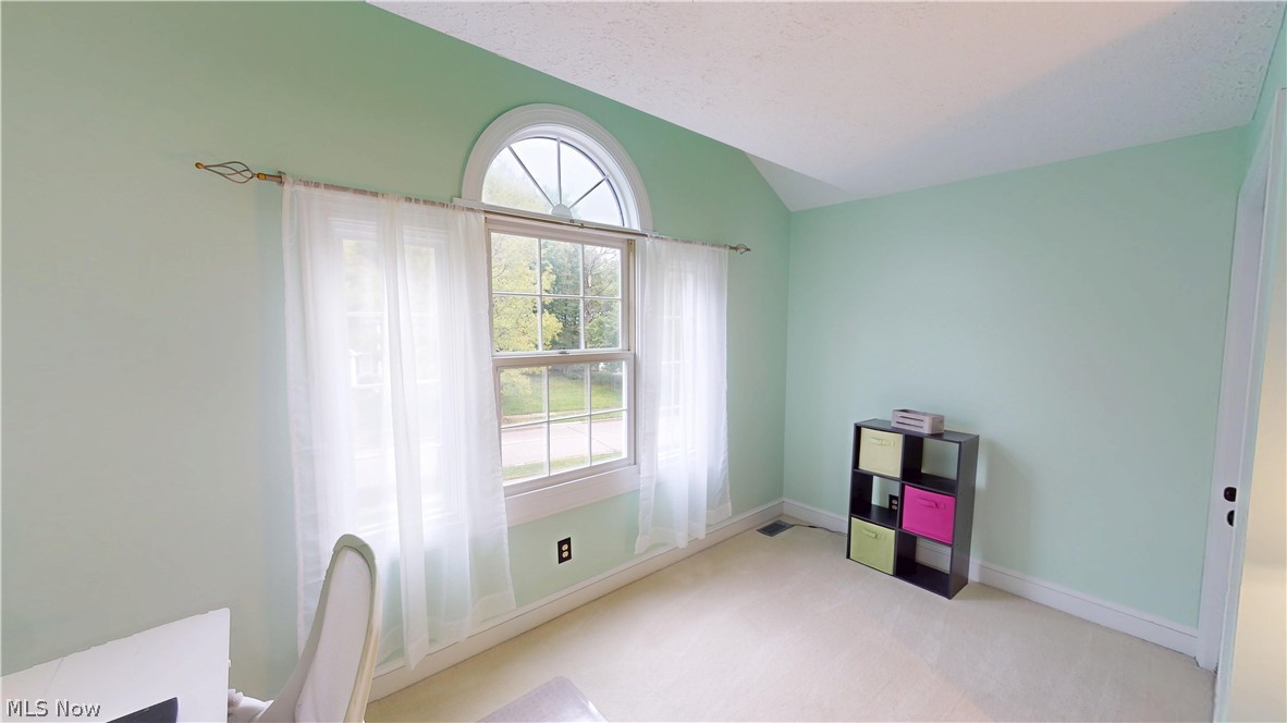 3020 Fox Burrow Drive Stow OH 44224