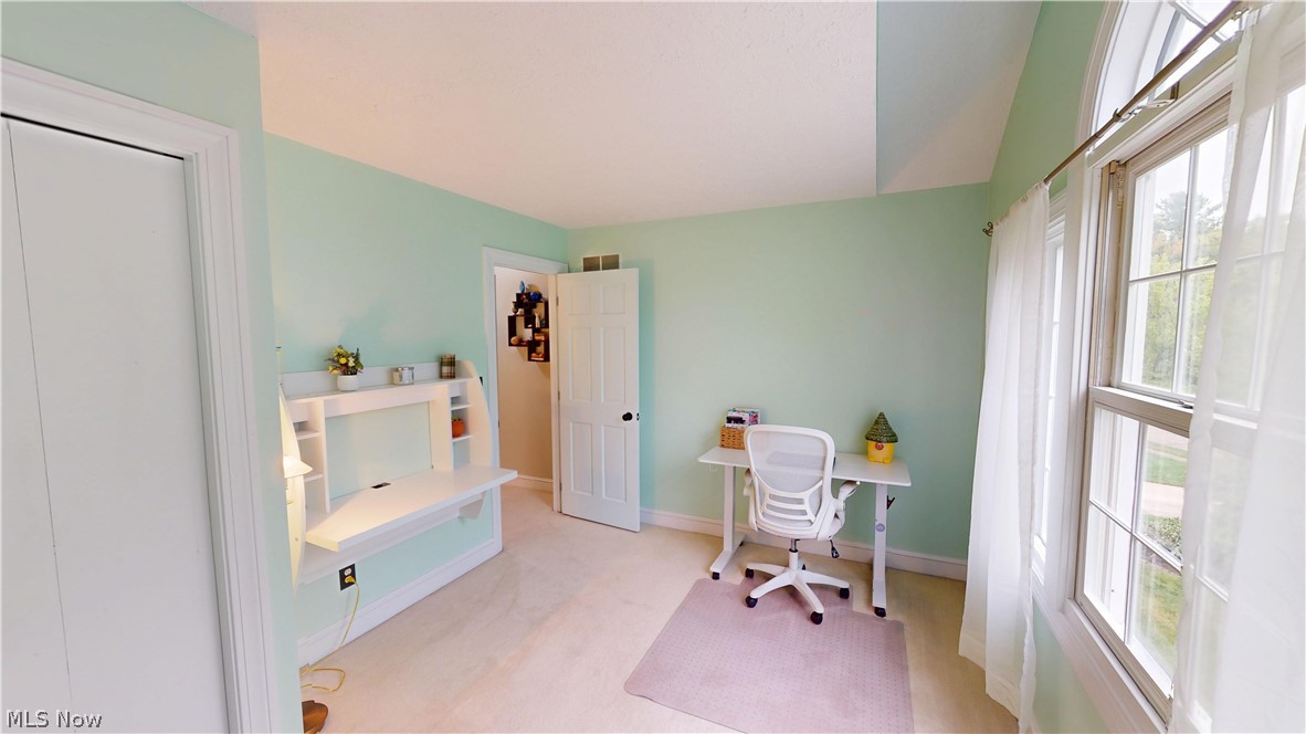 3020 Fox Burrow Drive Stow OH 44224