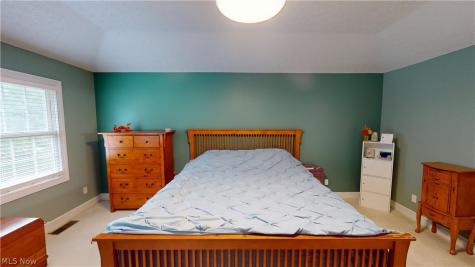 3020 Fox Burrow Drive Stow OH 44224
