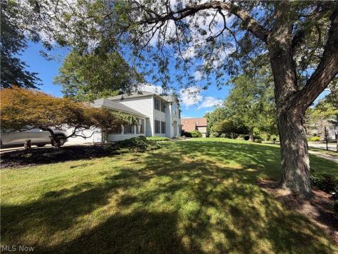 3020 Fox Burrow Drive Stow OH 44224