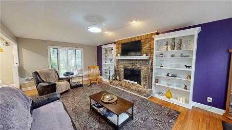 3020 Fox Burrow Drive Stow OH 44224