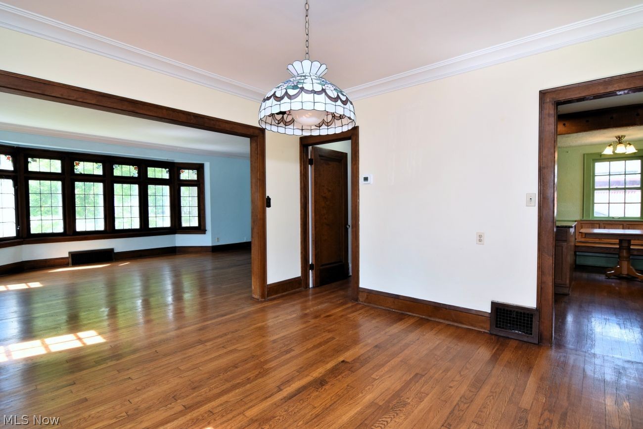 3615 Sutherland Road Shaker Heights OH 44122