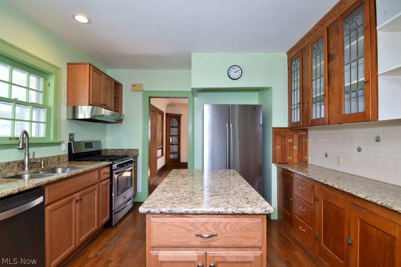 3615 Sutherland Road Shaker Heights OH 44122