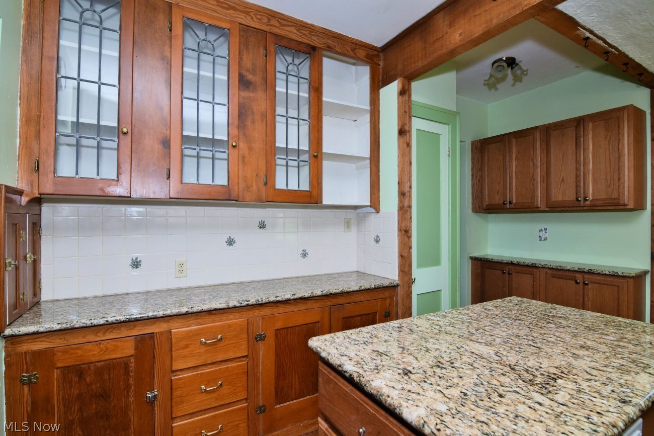 3615 Sutherland Road Shaker Heights OH 44122