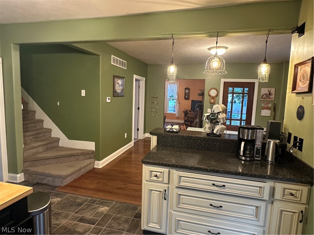 117 Magyar Street Wellington OH 44090