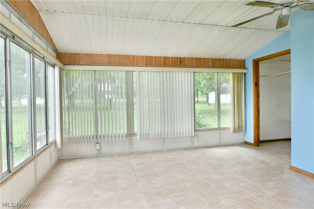 1278 Bristol Champion Townline Road NE Bristolville OH 44402