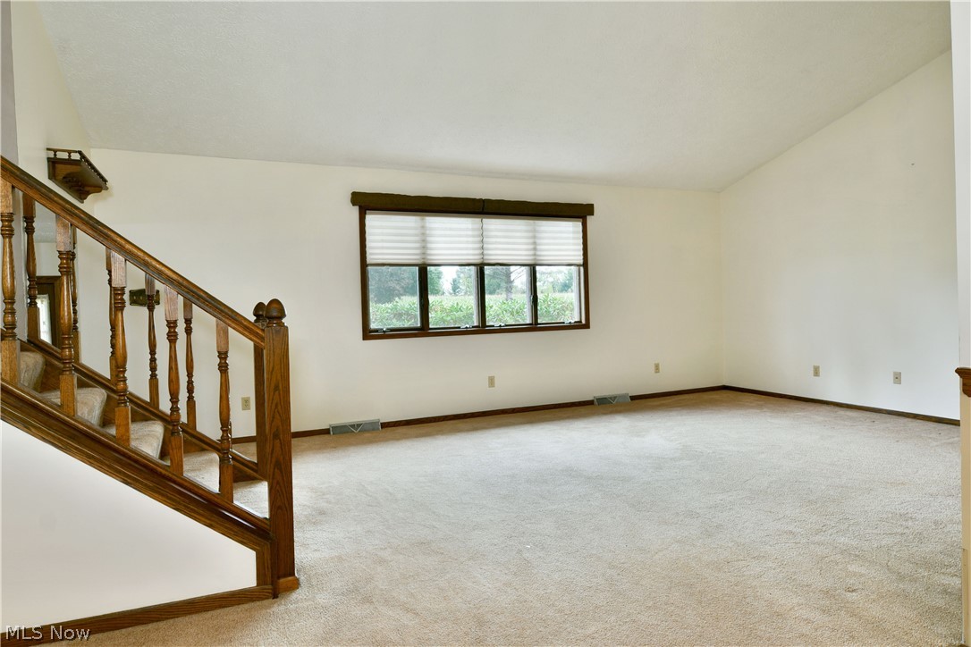1278 Bristol Champion Townline Road NE Bristolville OH 44402