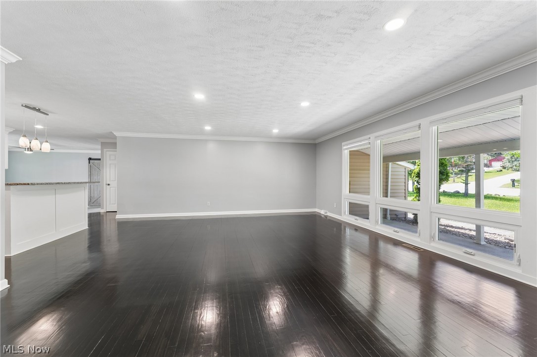 8161 State Road North Royalton OH 44133