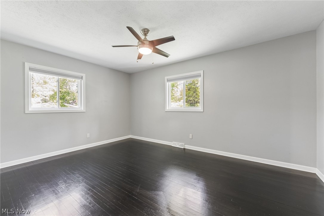 8161 State Road North Royalton OH 44133