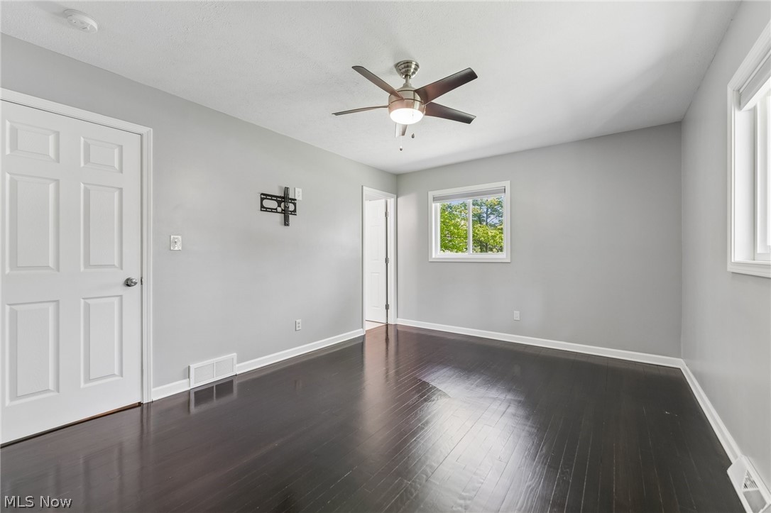 8161 State Road North Royalton OH 44133