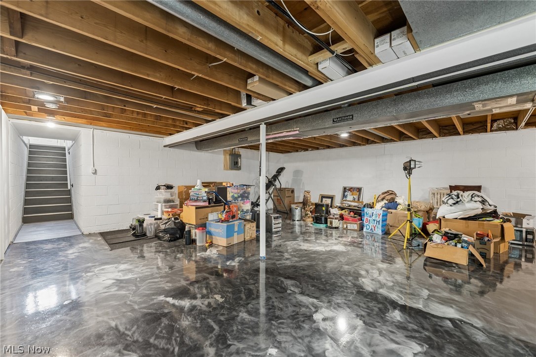 8161 State Road North Royalton OH 44133