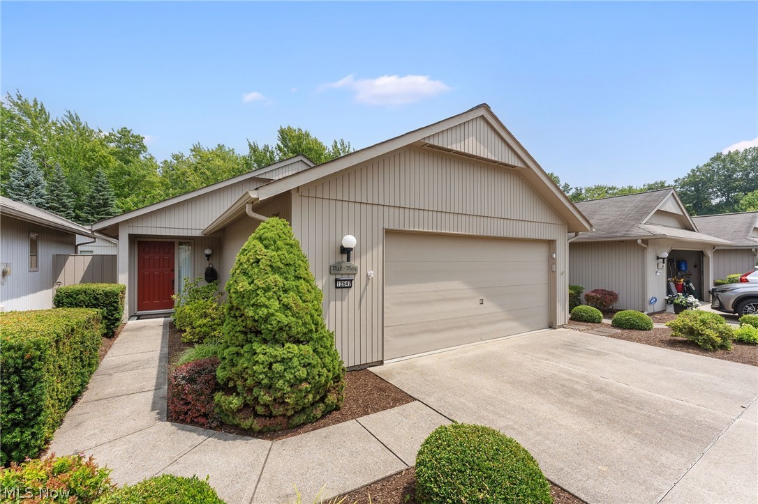 12647 Ionia Court Strongsville OH 44149