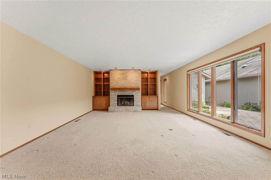 12647 Ionia Court Strongsville OH 44149
