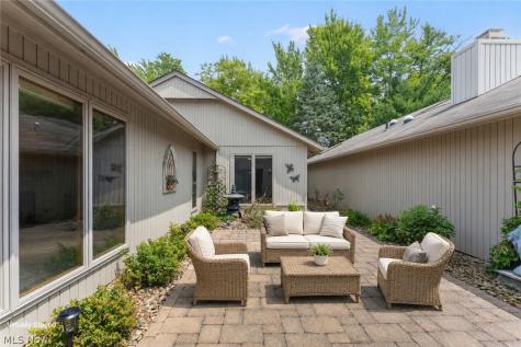 12647 Ionia Court Strongsville OH 44149