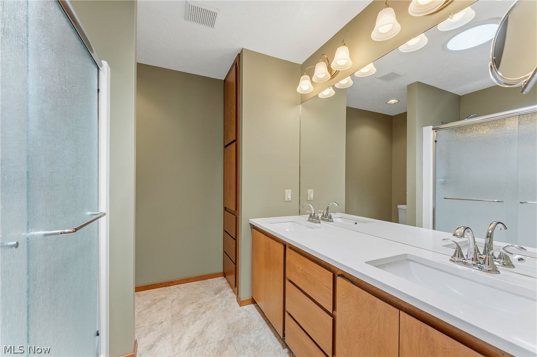 12647 Ionia Court Strongsville OH 44149