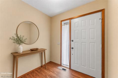 12647 Ionia Court Strongsville OH 44149