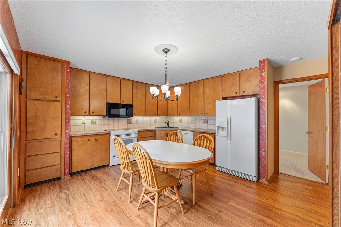 12647 Ionia Court Strongsville OH 44149