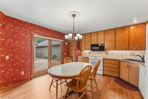 12647 Ionia Court Strongsville OH 44149